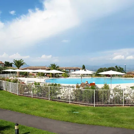 Domaine Du Golf * Roquebrune-sur Argens